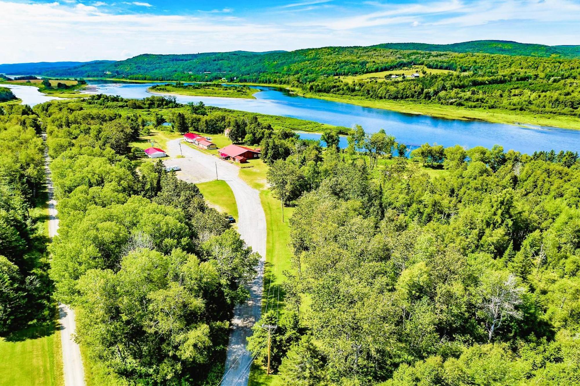 Love Hotels St John River By Oyo At Fort Kent Me Saint John Plantation Kültér fotó