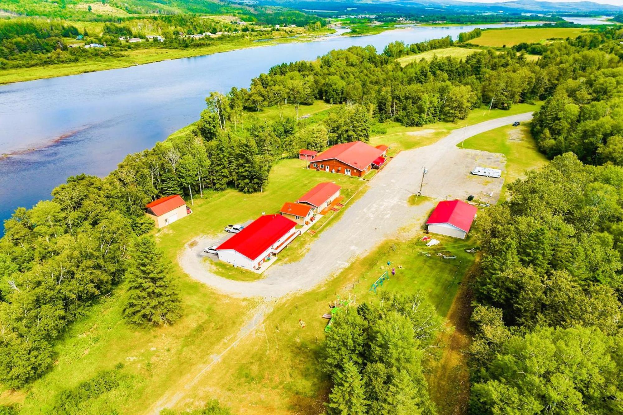 Love Hotels St John River By Oyo At Fort Kent Me Saint John Plantation Kültér fotó